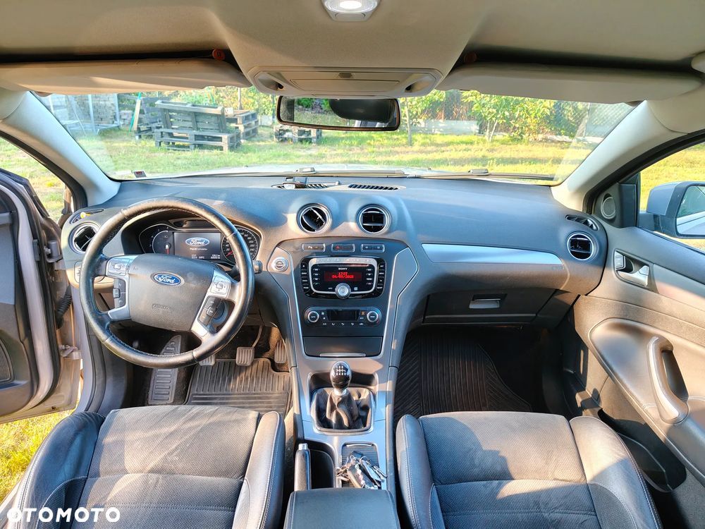 Ford Mondeo 2.2 TDCi Titanium - 16