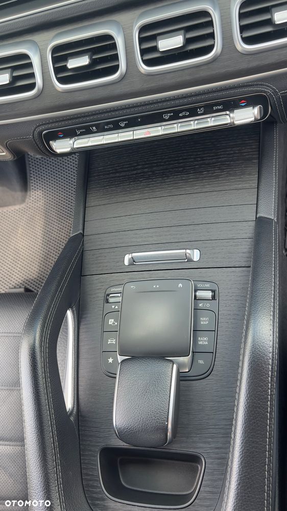 Mercedes-Benz GLE - 25