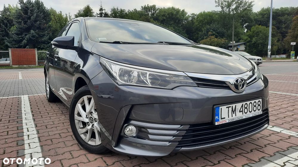 Toyota Corolla 1.6 Classic Plus - 2