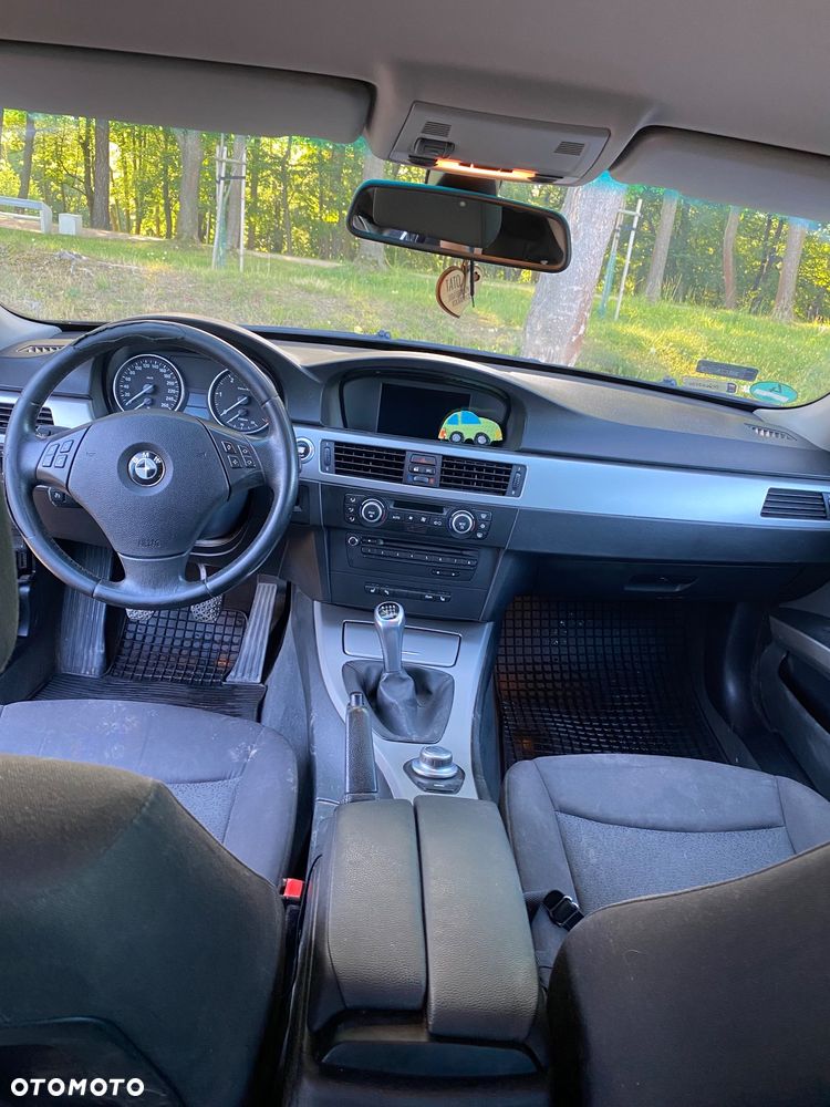 BMW Seria 3 320d - 8