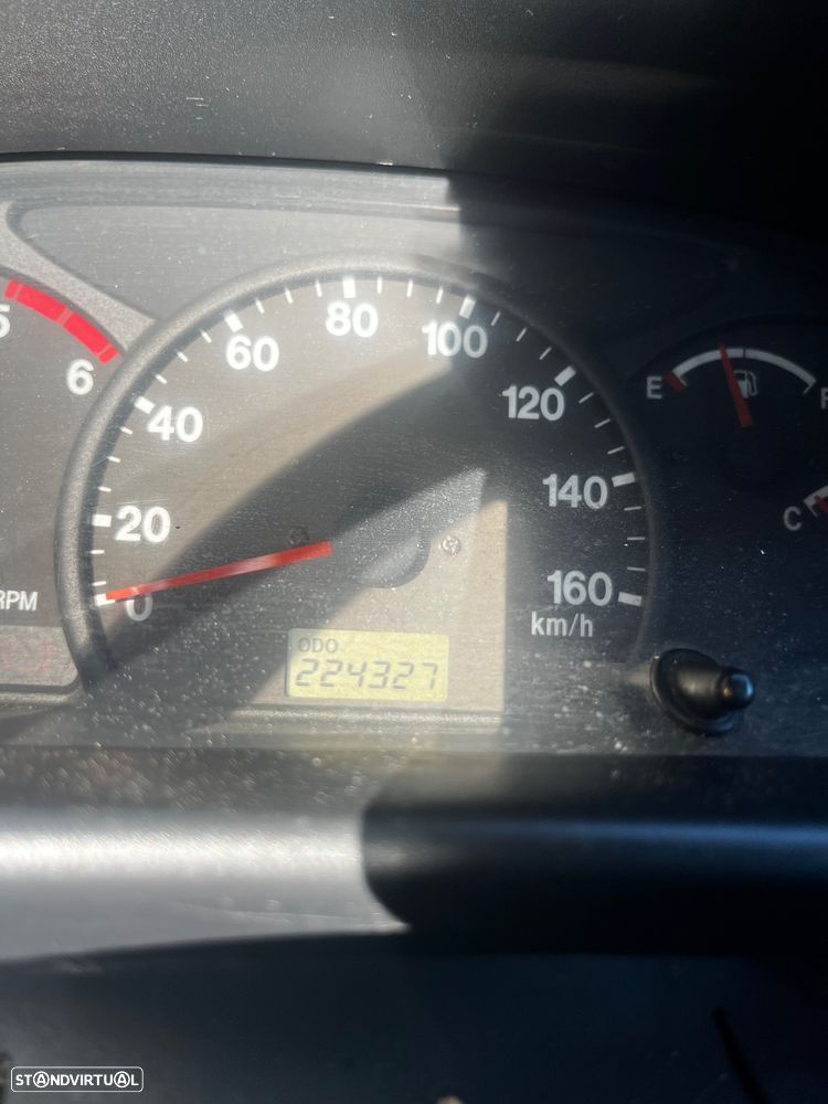 Suzuki Grand Vitara Metal Top 2.0 TDi - 13