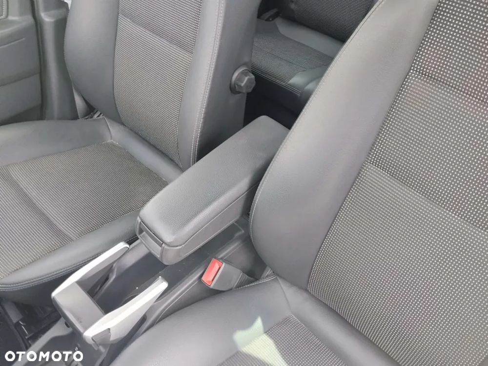 Opel Zafira - 10