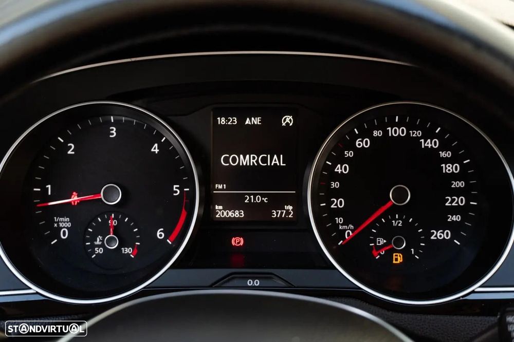 VW Passat Variant 1.6 TDI Confortline DSG - 13