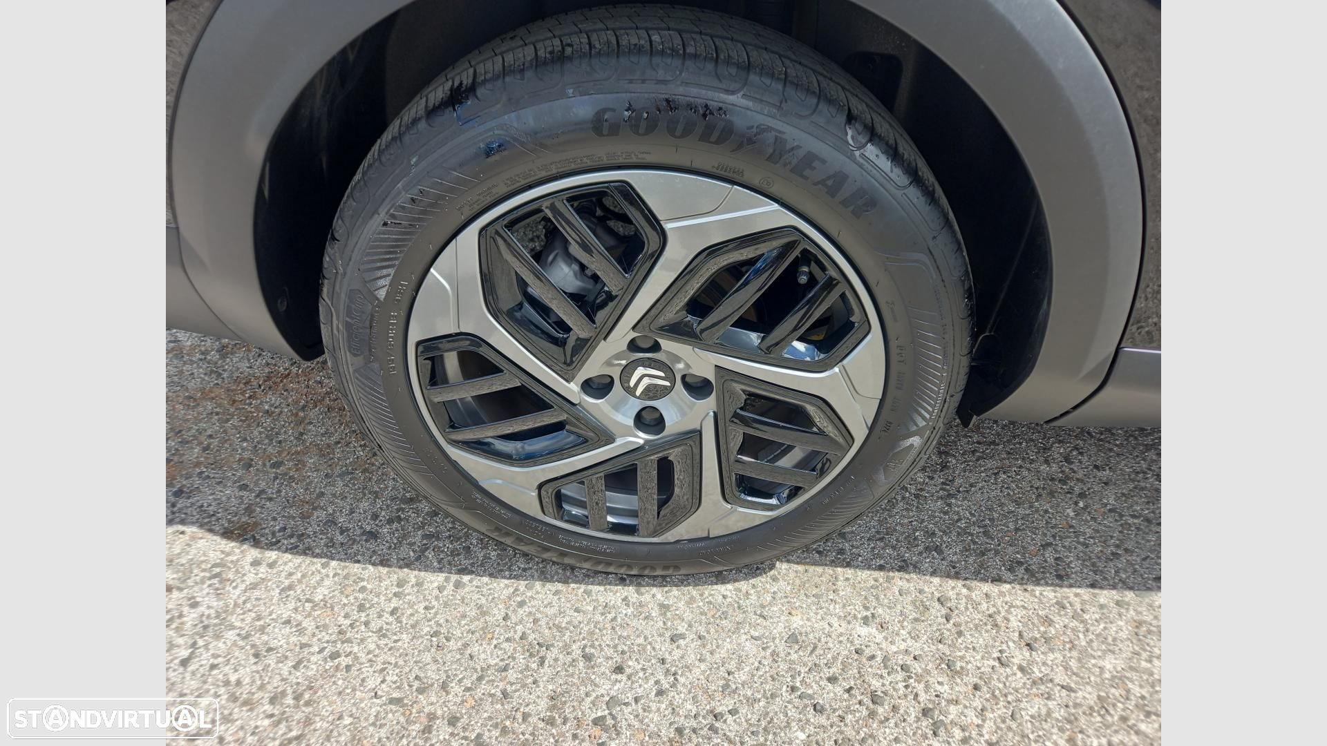 Citroën C4 1.2 PureTech Plus EAT8 - 9