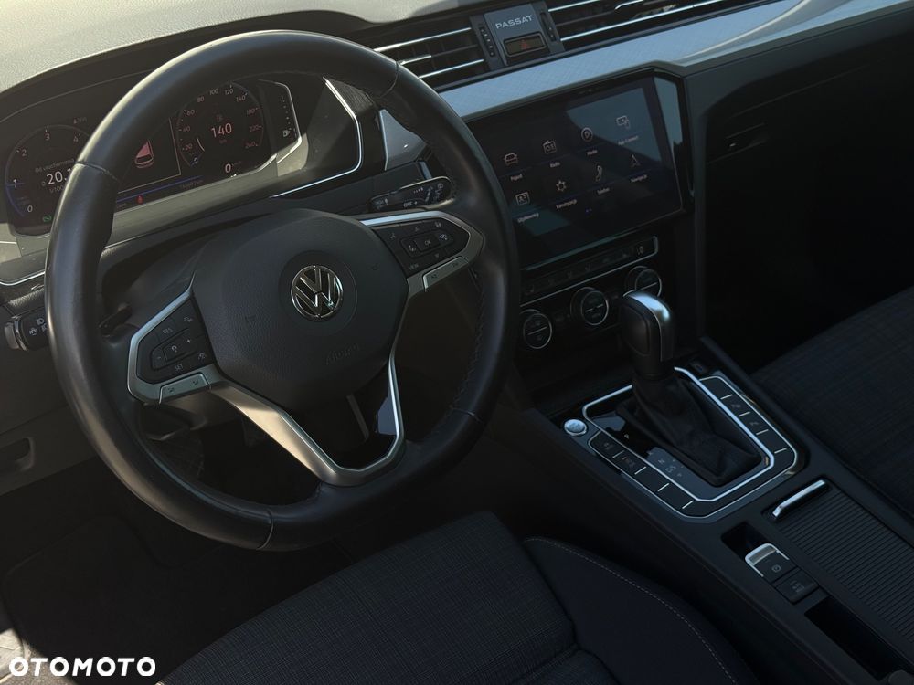 Volkswagen Passat 2.0 TDI SCR DSG Business - 15