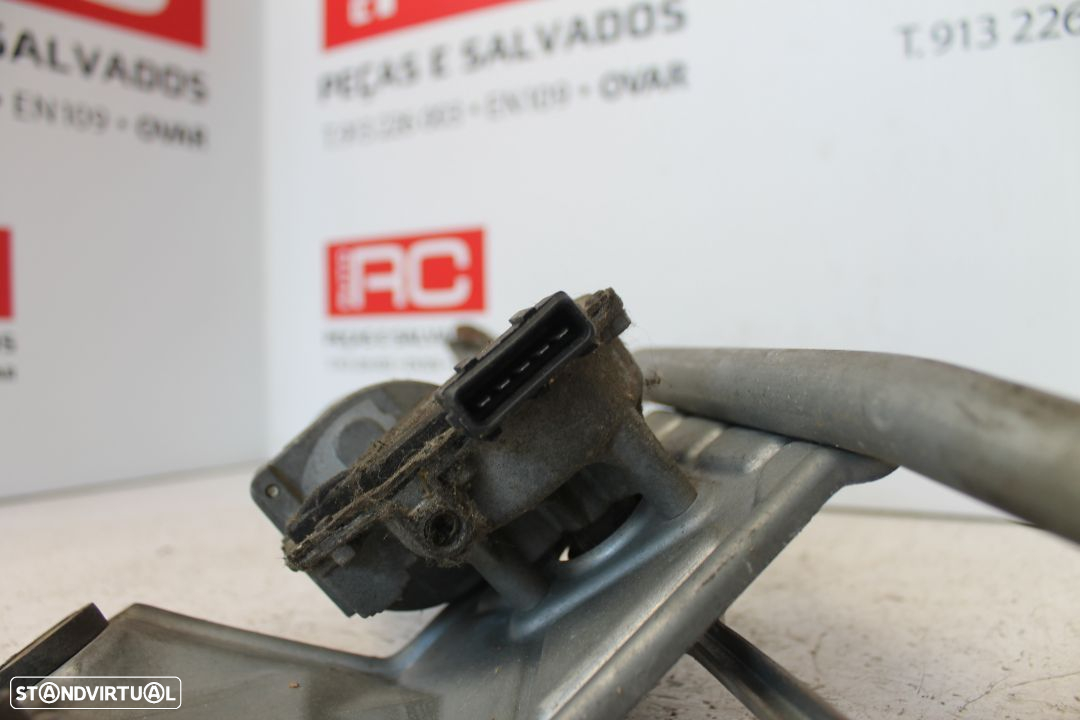 Limpa Para Brisas Ford Fiesta - 2