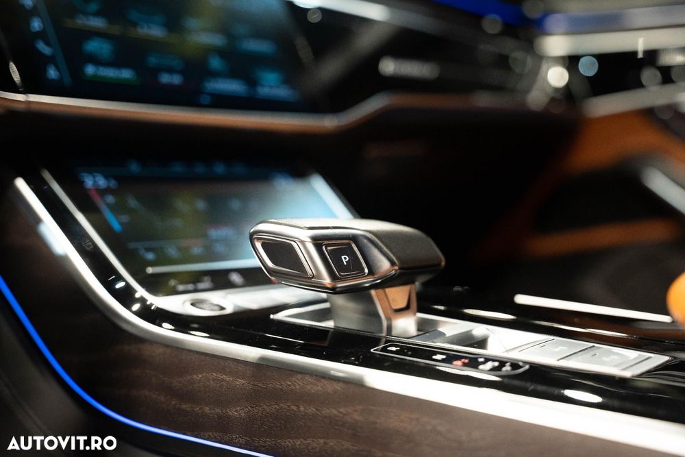 Audi A8 55 TFSI quattro Tiptronic MHEV - 29