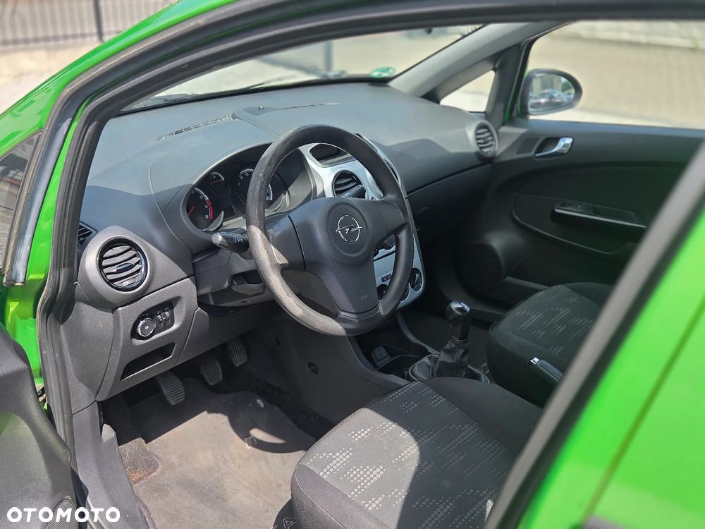 Opel Corsa 1.2 16V Color Edition - 5