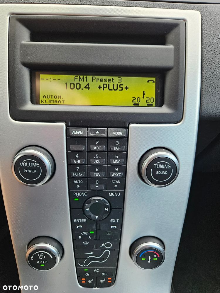 Volvo V50 - 38