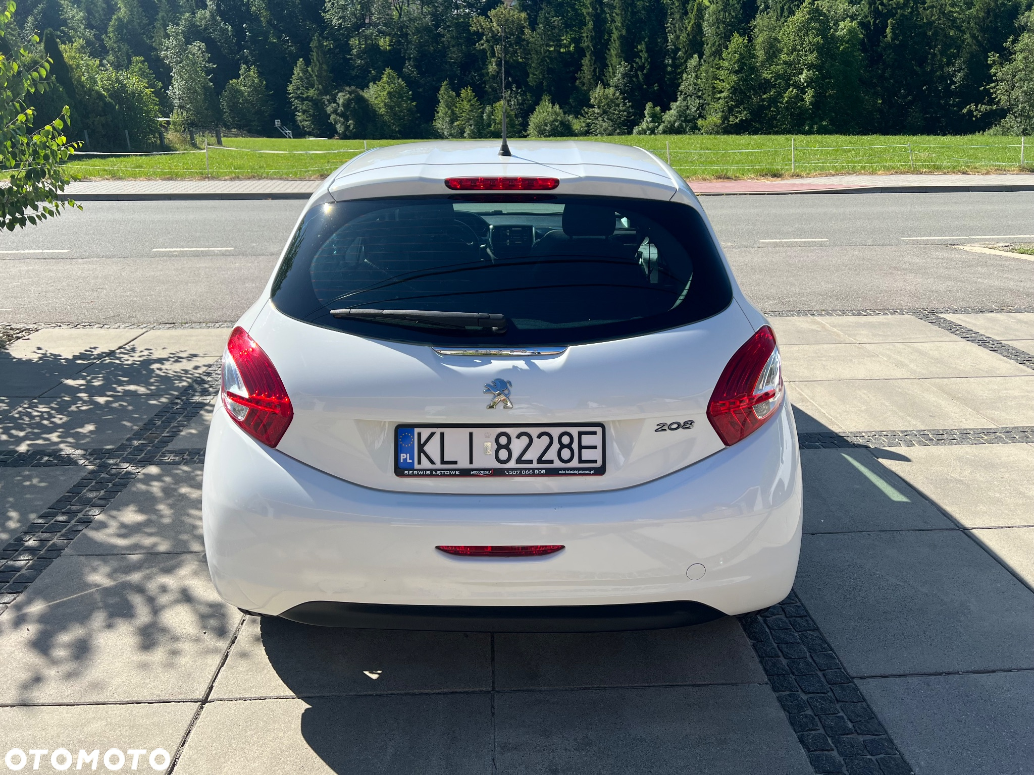 Peugeot 208 - 6