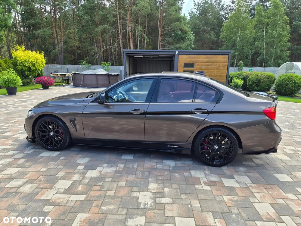 BMW Seria 3 328i - 10