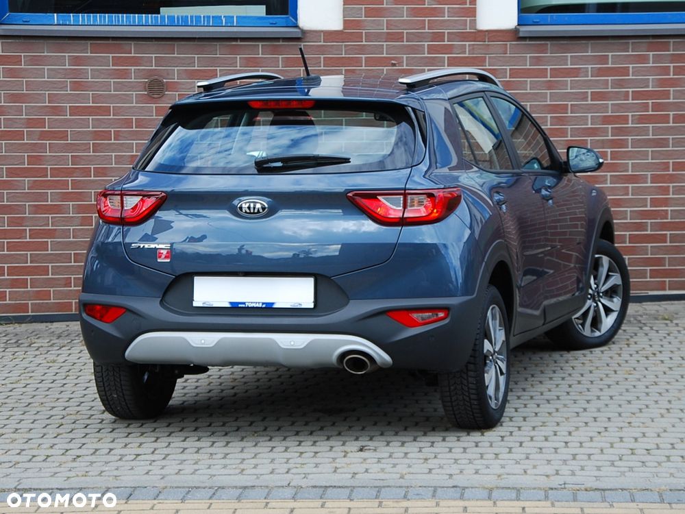 Kia Stonic 1.2 L - 17