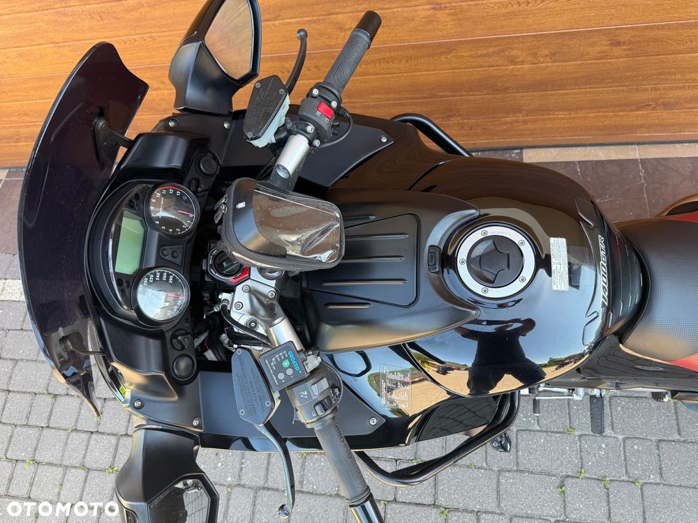 Kawasaki GTR - 12