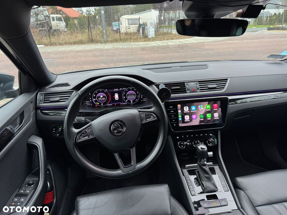 Skoda Superb 2.0 TDI SCR L&K DSG - 11