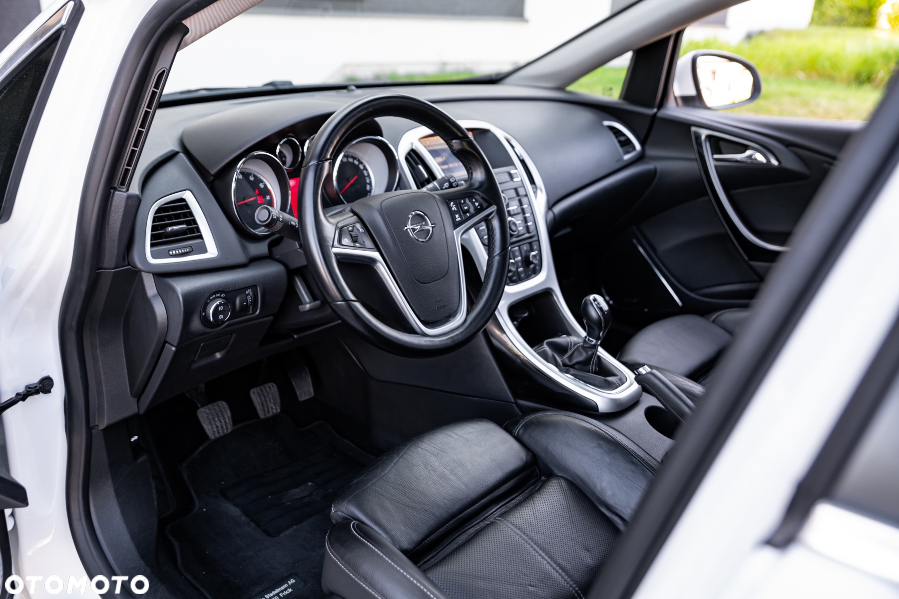 Opel Astra 1.6 Turbo Sport - 15