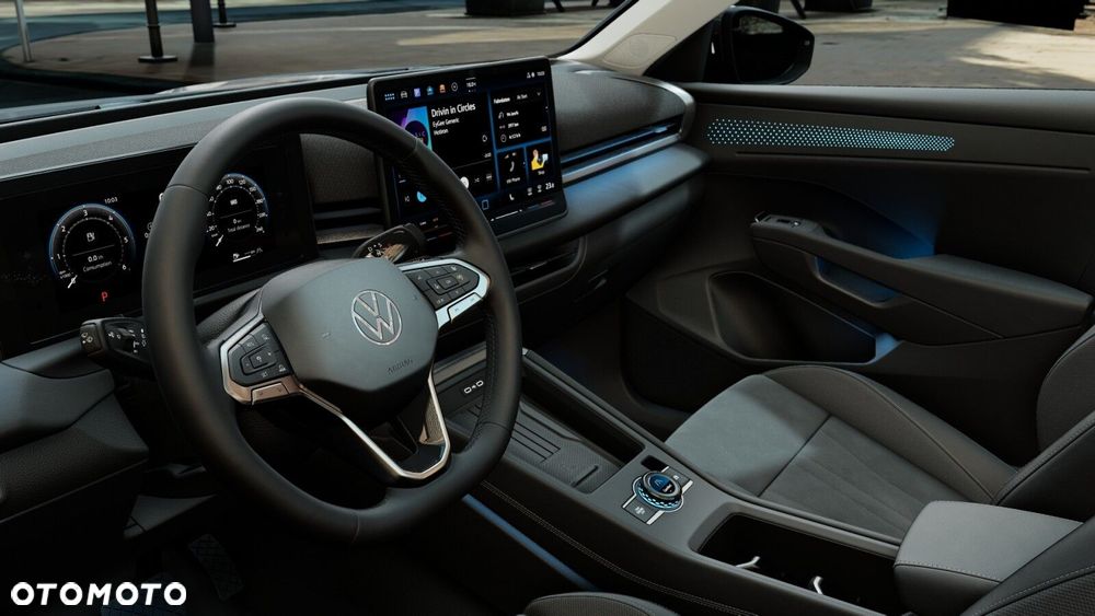 Volkswagen T-Roc - 5