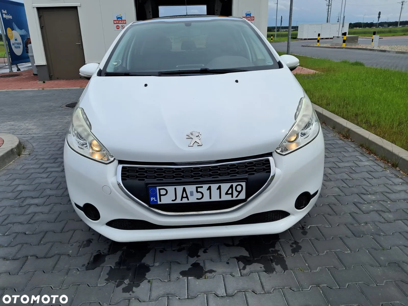 Peugeot 208 1.2 PureTech Allure - 2