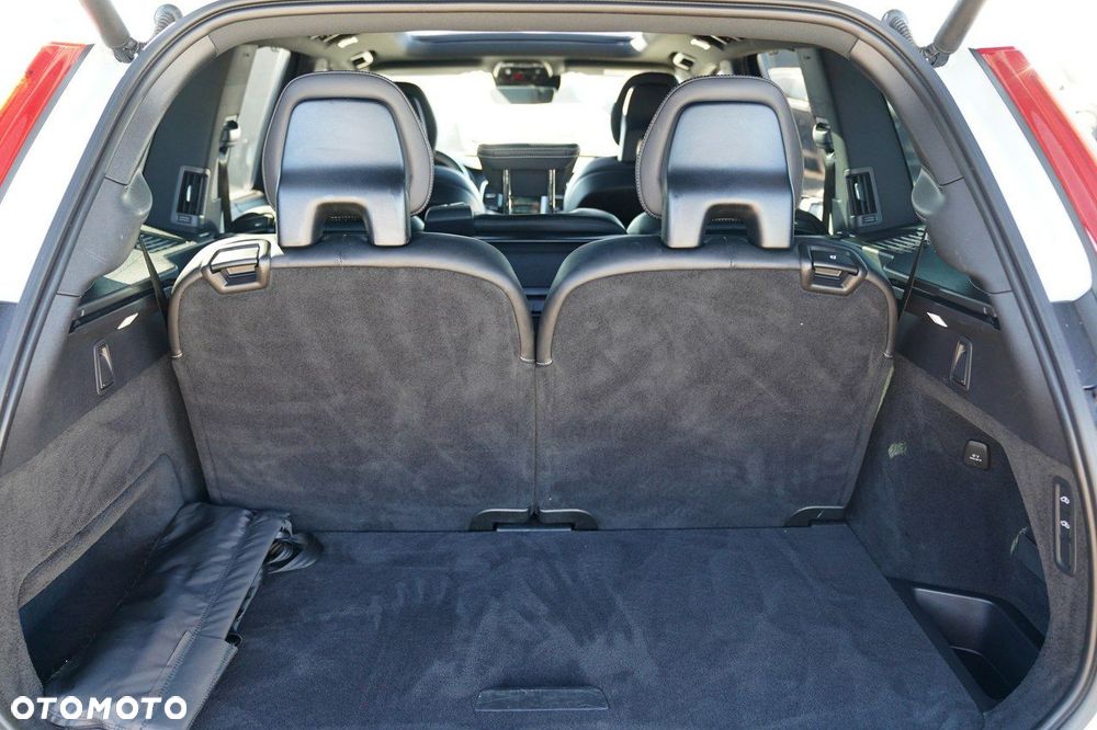Volvo XC 90 - 17