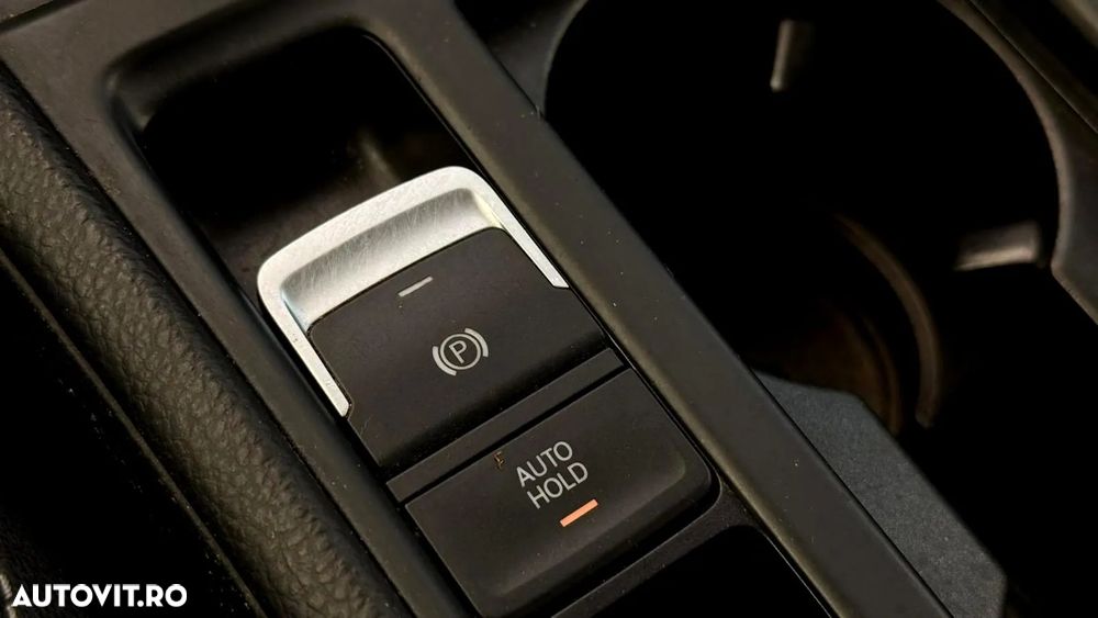 Volkswagen Golf 2.0 TDI 4Motion (BlueMotion Technology) Highline - 26