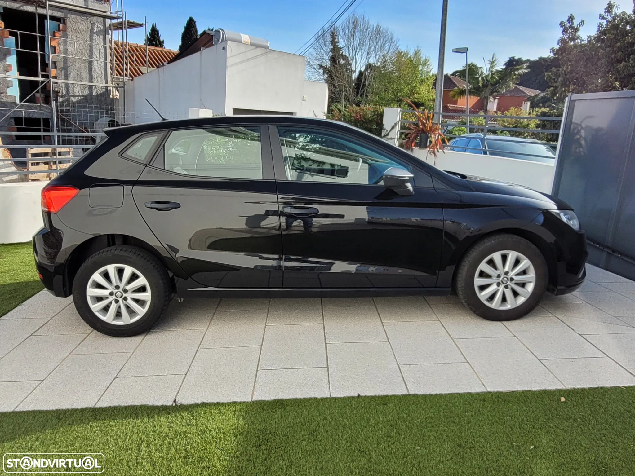 SEAT Ibiza 1.0 Reference - 4