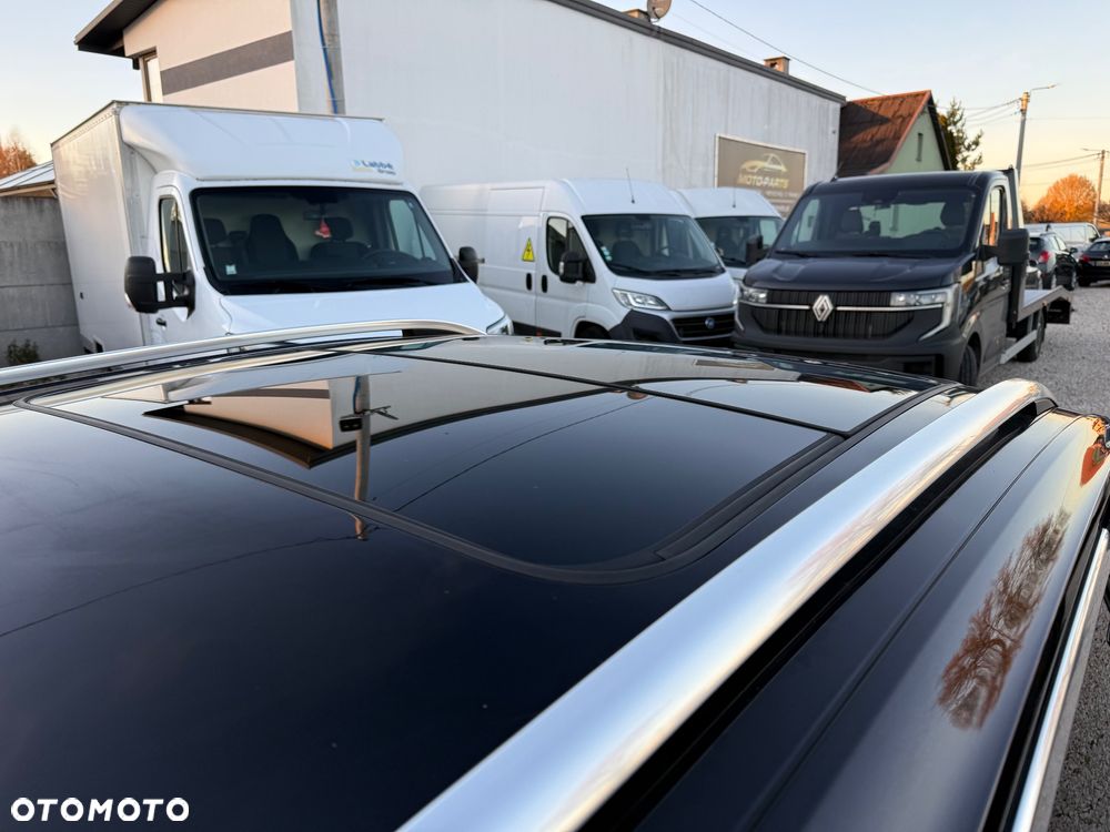 Volkswagen T-Roc - 9