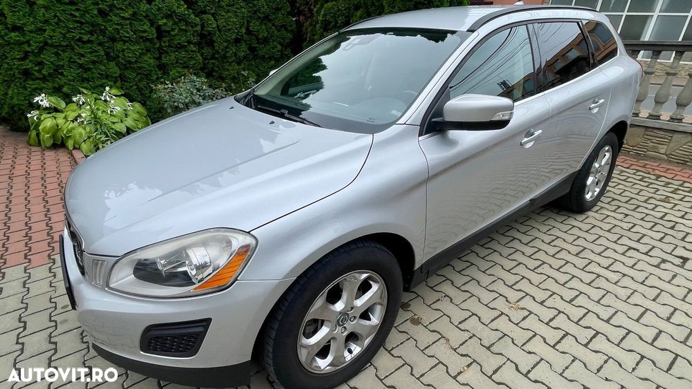 Volvo XC 60 2.4D AWD Momentum - 10