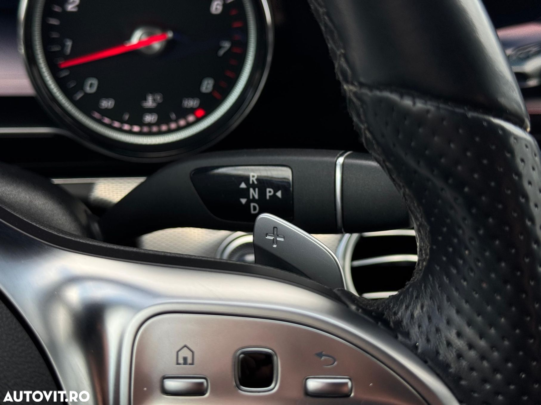 Mercedes-Benz E - 25