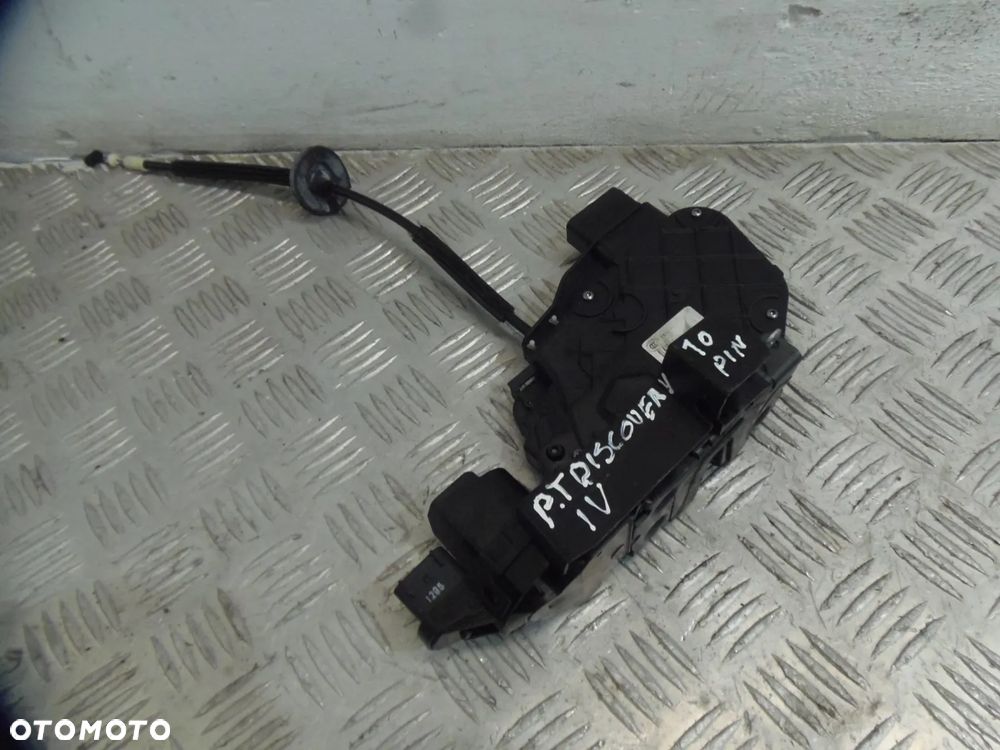 LAND ROVER DISCOVERY IV 3.0 TDV6 2010-2016 ZAMEK PRAWY TYŁ DRZWI 10PIN - 1