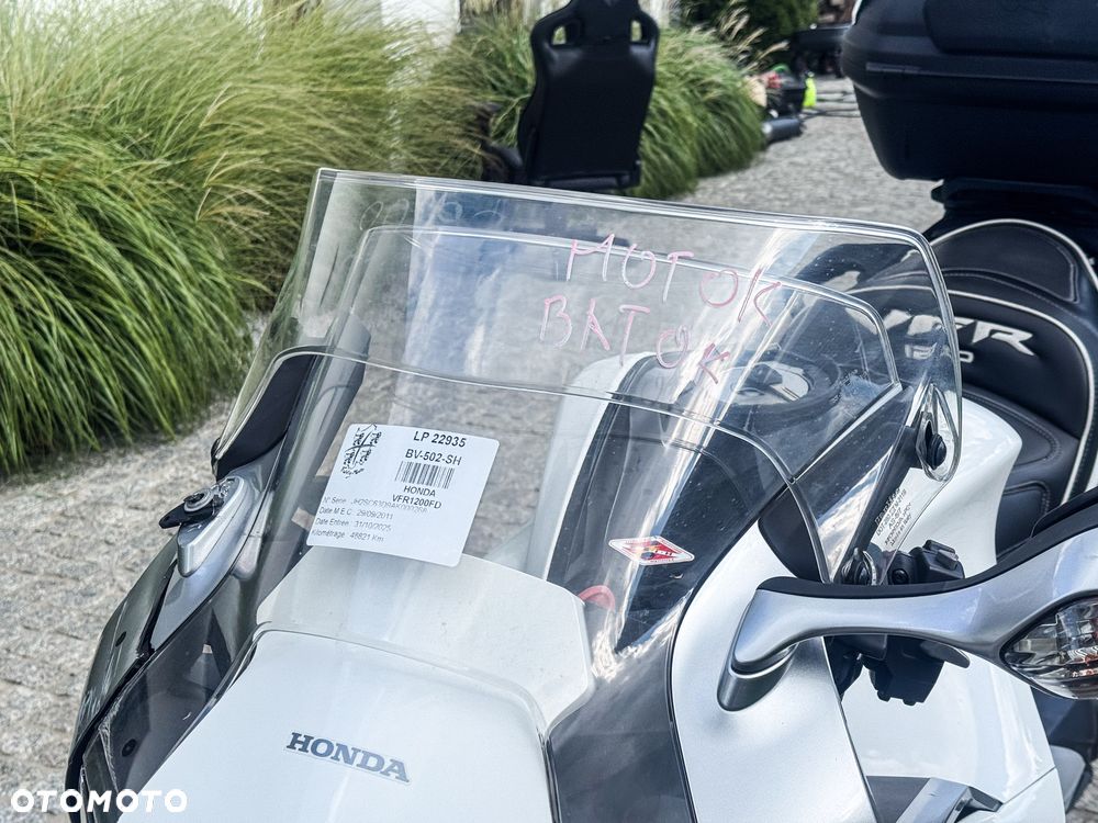 Honda VFR - 11