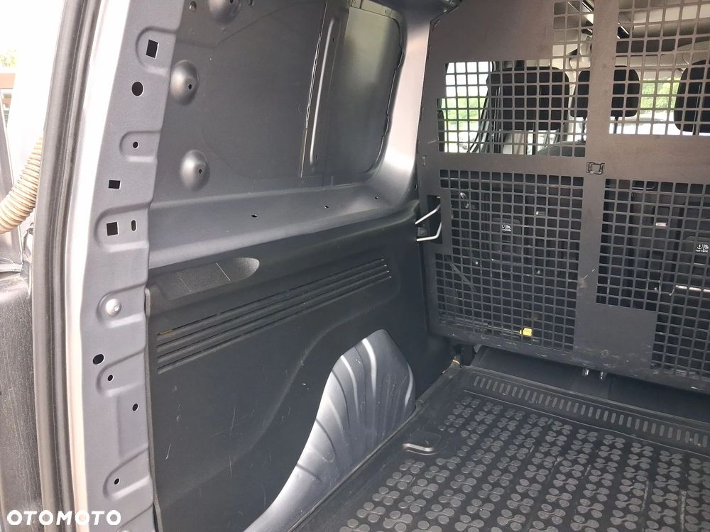 Toyota Proace City D-4D Long 2,3t Active (bryg.) - 25