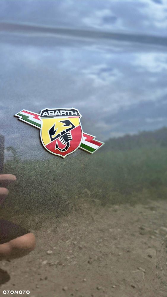 Abarth 695 - 16