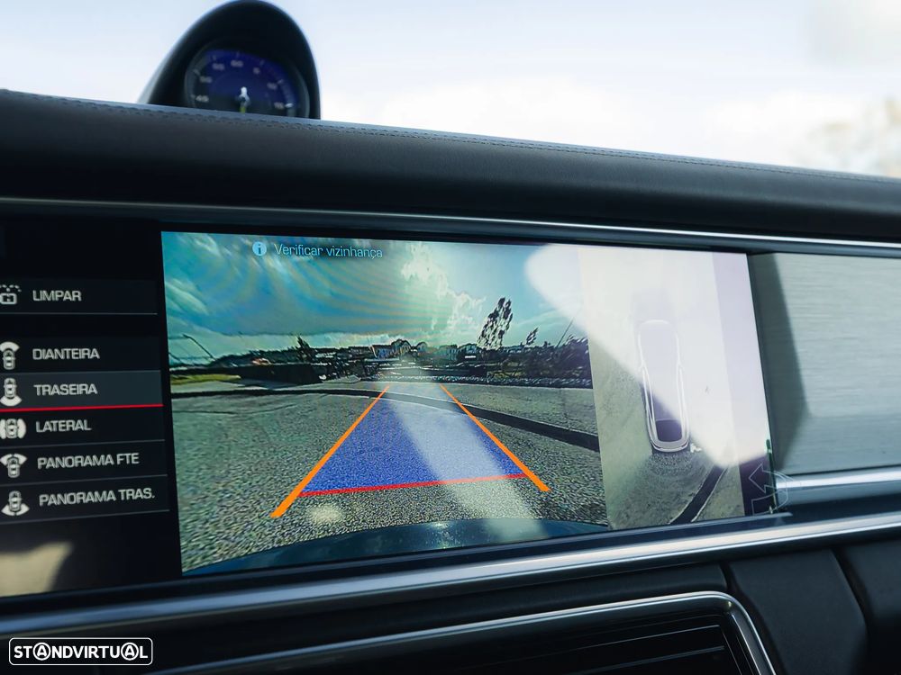 Porsche Panamera - 20