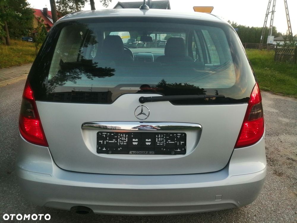 Mercedes-Benz Klasa A 150 Classic Edition 10 - 8