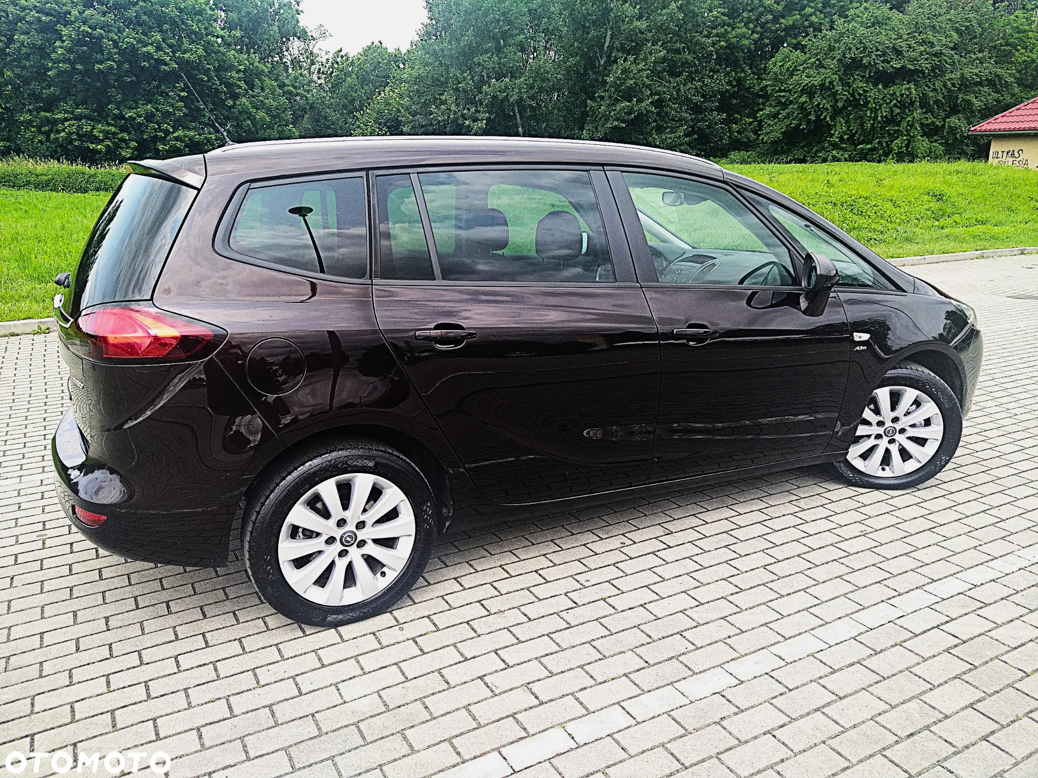 Opel Zafira - 11