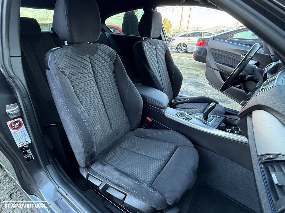 BMW 118 dA Pack M - 10