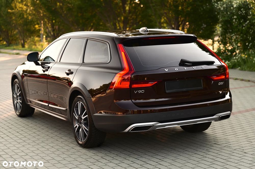 Volvo V90 Cross Country D5 SCR AWD Pro - 11
