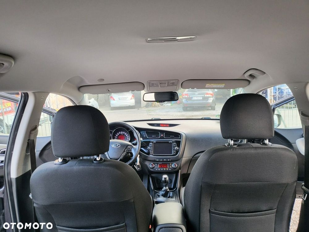 Kia Ceed - 22