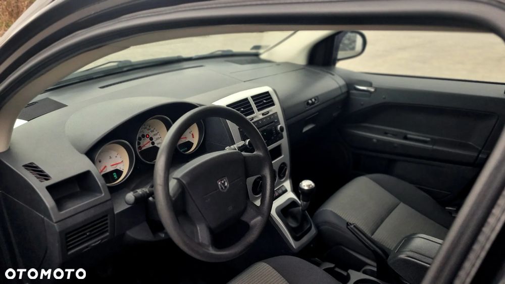 Dodge Caliber 1.8 SXT - 8