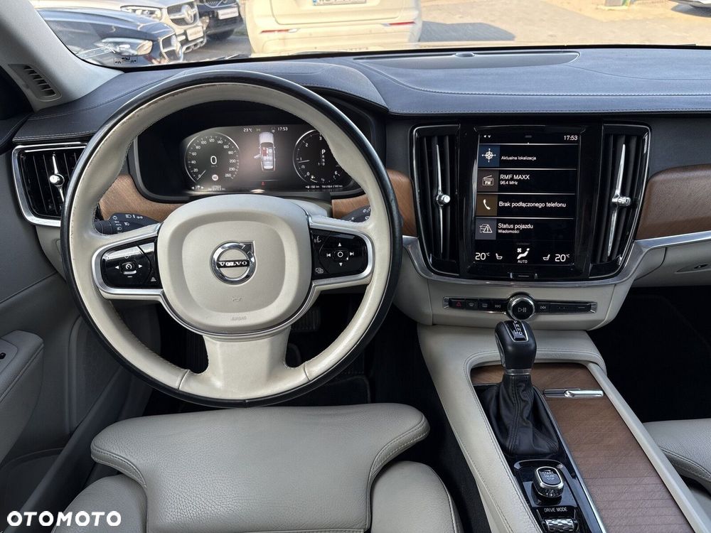 Volvo V90 B5 D AWD Inscription - 12