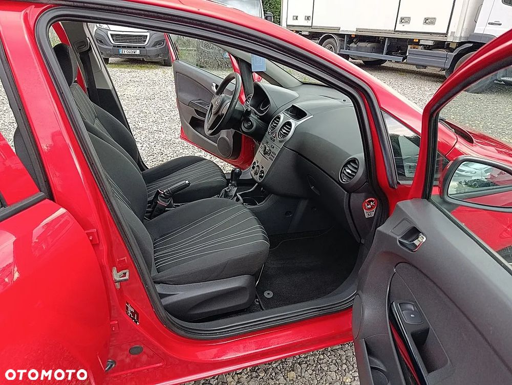 Opel Corsa 1.4 16V Sport - 22
