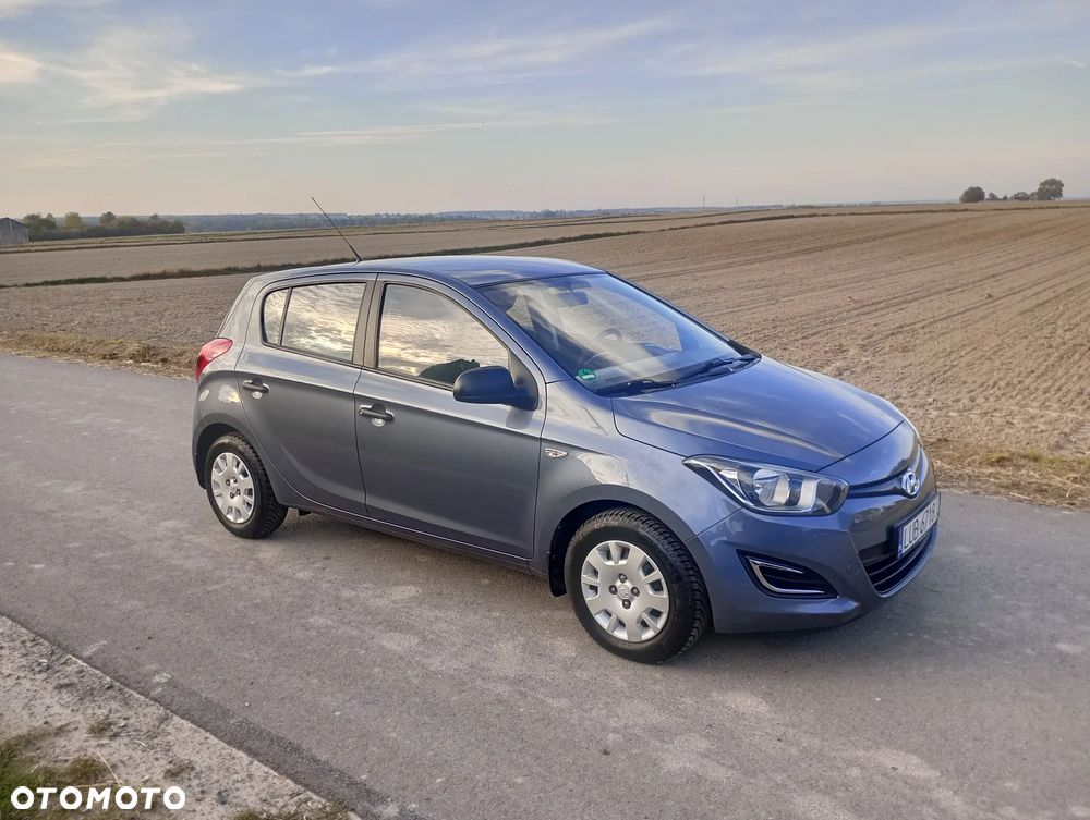Hyundai i20 - 17