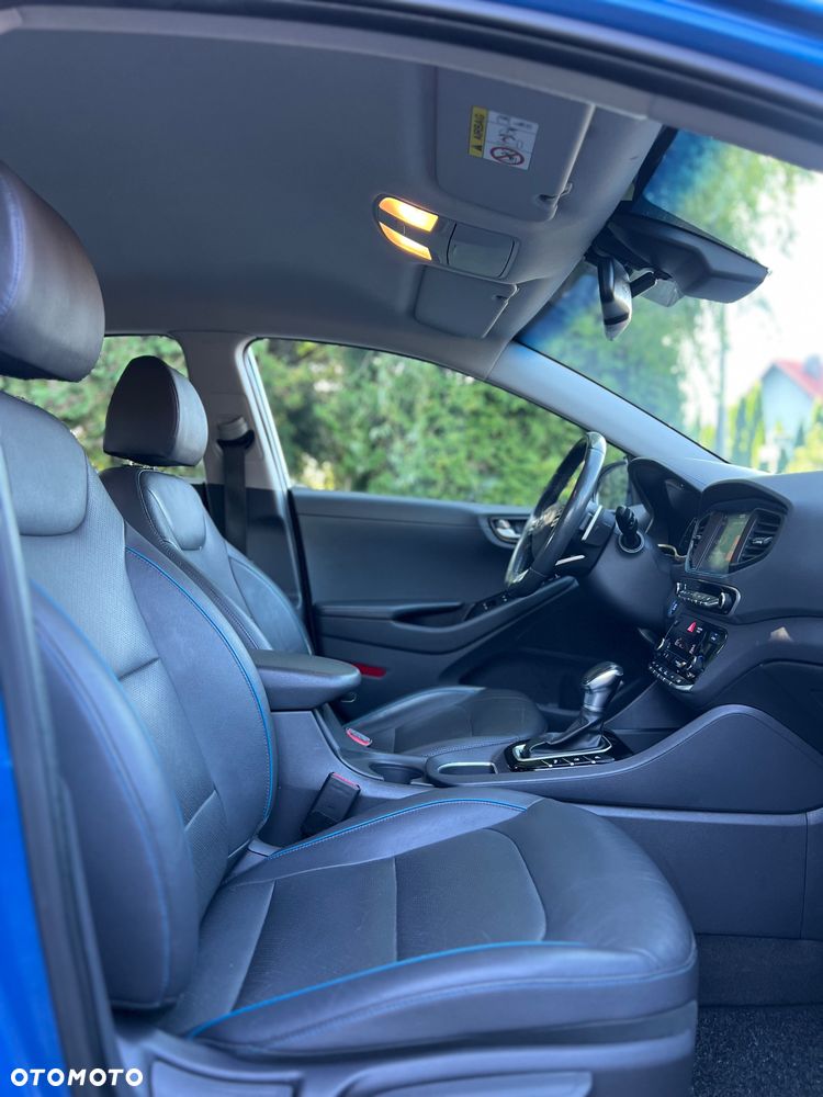 Hyundai IONIQ Hybrid Premium - 30