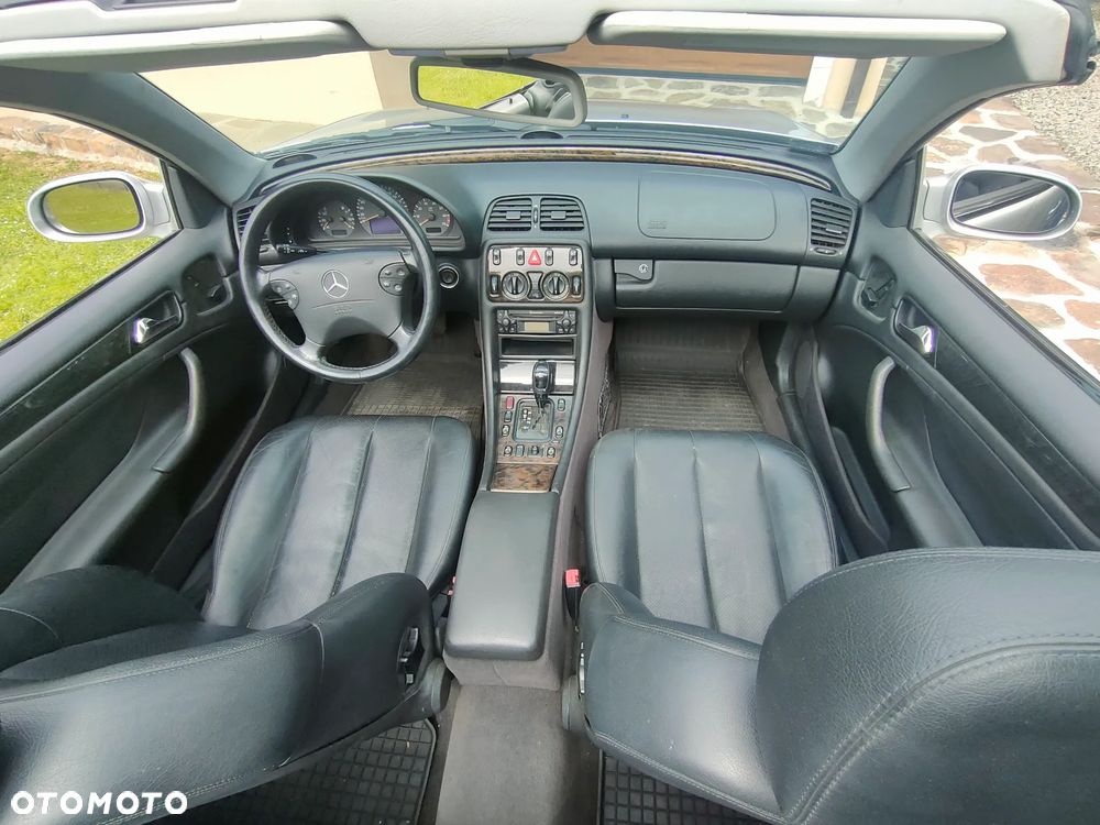 Mercedes-Benz CLK - 20