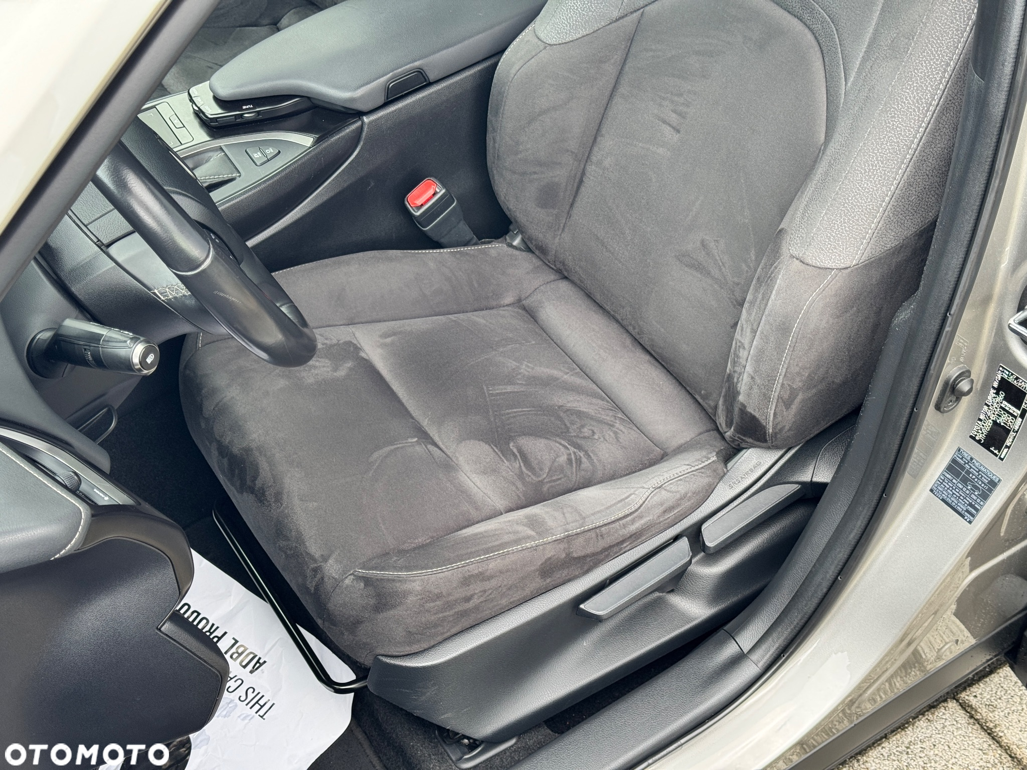 Lexus UX - 16
