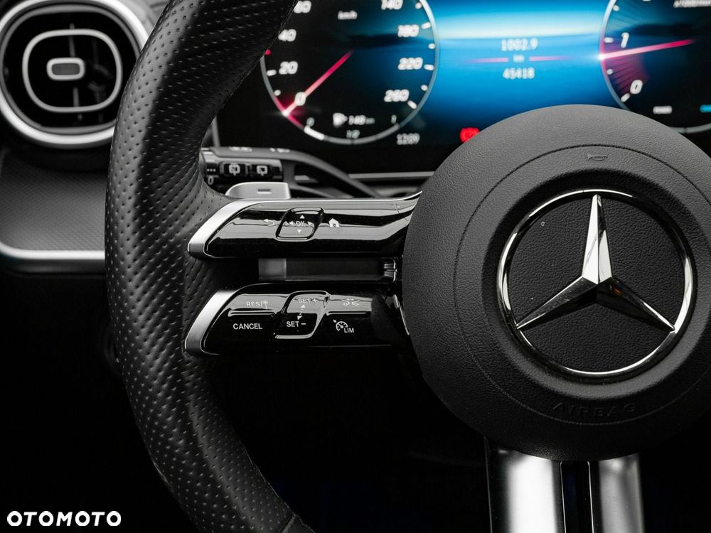 Mercedes-Benz Klasa C 220 d 4Matic 9G-TRONIC AMG Line - 17
