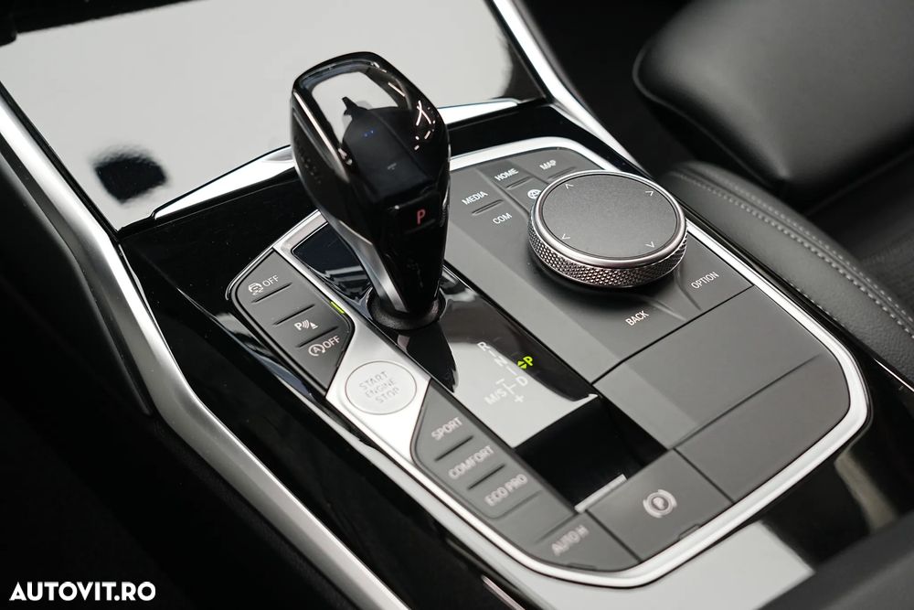 BMW Seria 3 318i Aut. Luxury Line - 12