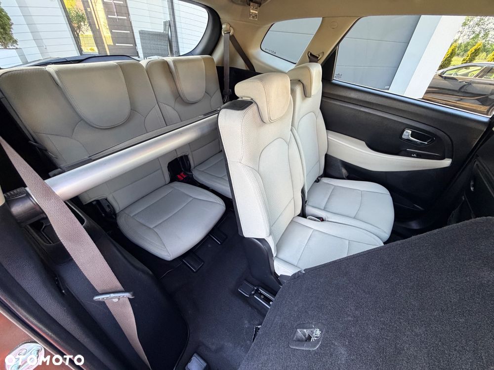 Kia Carens 1.7 CRDi Edition 7 - 21