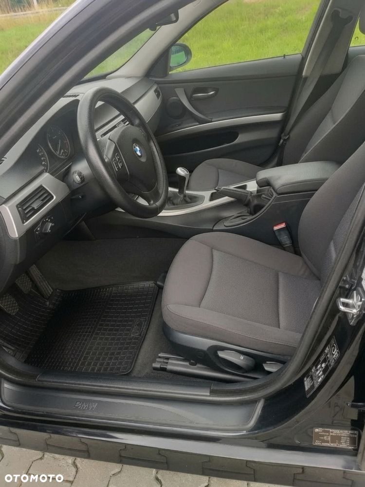 BMW Seria 3 - 9