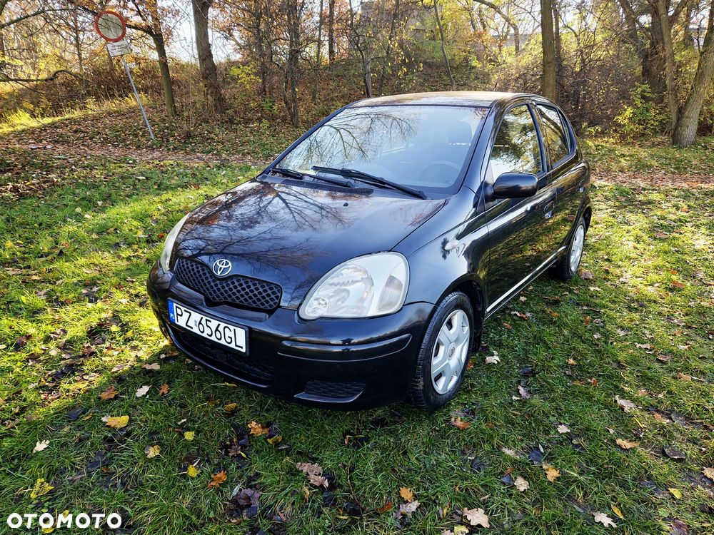 Toyota Yaris - 1