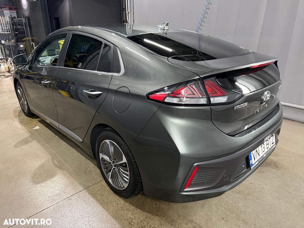 Hyundai IONIQ 1.6 141CP Exclusive - 8